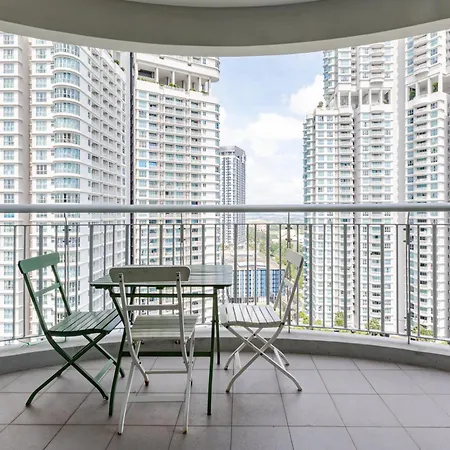 Hostahome Suite At Teega Near Legoland Nusajaya  Exterior photo